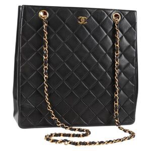 Pre Loved chanel Women Black Tote Bags